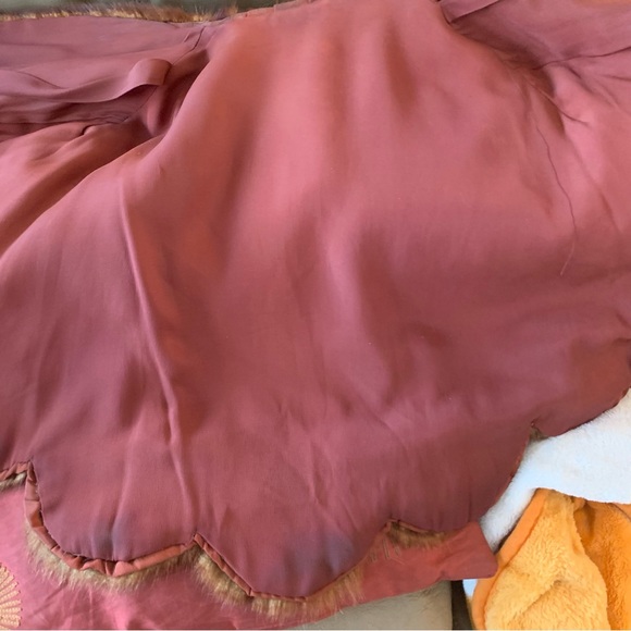 🎉🎉Host Pick🎉🎉1950’s Mink Fur Cape (Scalloped) Adjustable wear Short/Long - Picture 14 of 16